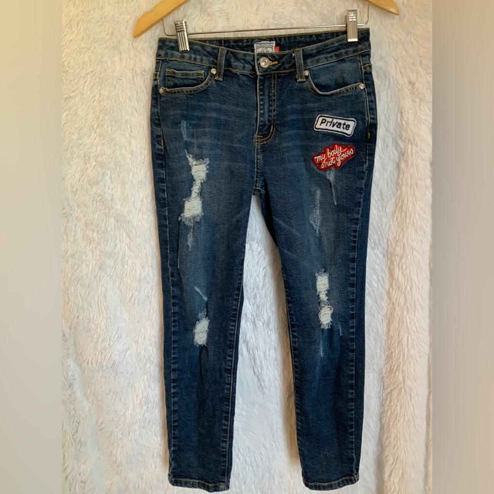 Ninomaxx denim jeans.